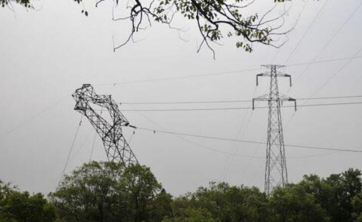 輸電線路桿塔傾斜在線監(jiān)測，做好輸電鐵塔“監(jiān)管員”